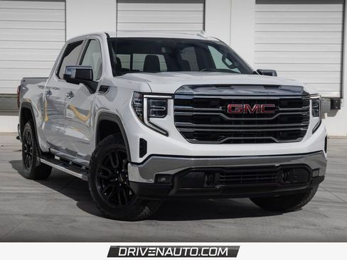 Used 2023 GMC Sierra 1500 SLT w/ SLT Premium Package image 1