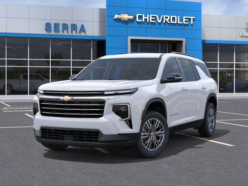 New 2026 Chevrolet Traverse LT w/ LPO, Floor Liner Package AWD/4WD image 6
