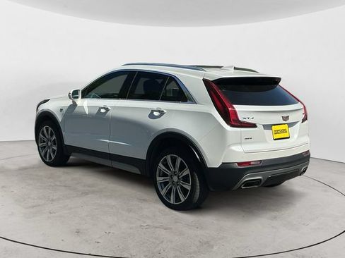 Used 2019 Cadillac XT4 Premium Luxury w/ Technology Package AWD/4WD image 3