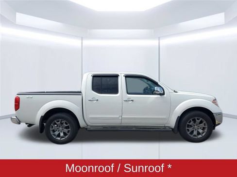Used 2019 Nissan Frontier SL AWD/4WD image 7