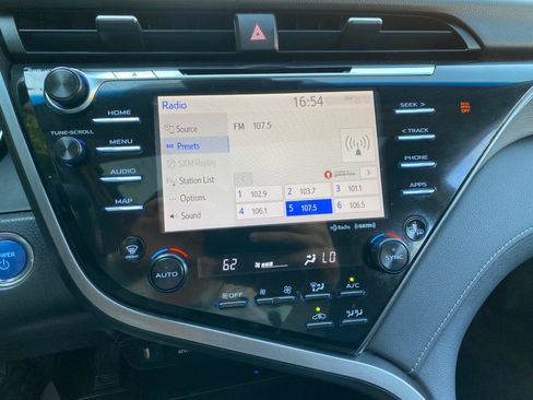 Used 2019 Toyota Camry SE w/ Audio Package FWD image 71