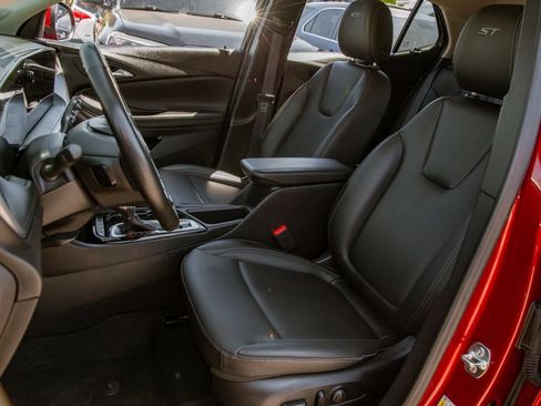 Used 2024 Buick Encore GX Sport Touring w/ Experience Buick Package AWD/4WD image 13