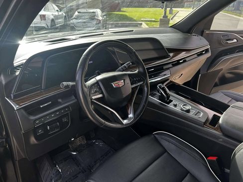 Used 2023 Cadillac Escalade ESV Premium Luxury w/ LPO, Radiant Package image 16