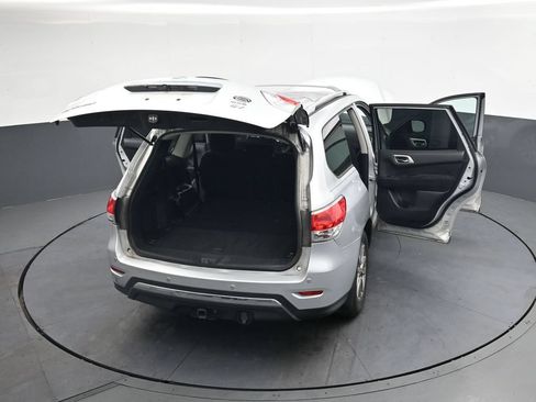 Used 2013 Nissan Pathfinder SV w/ Trailer Tow Pkg AWD/4WD image 53