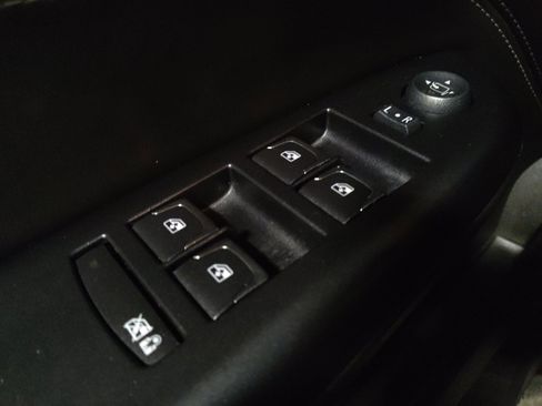 Used 2015 Cadillac SRX Performance w/ Driver Awareness Package FWD image 27