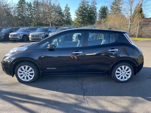 Used 2015 Nissan Leaf S w/ Charge Package image 7