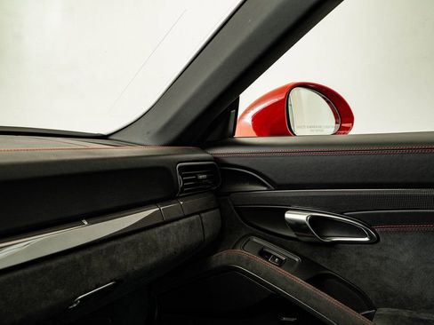 Certified 2017 Porsche 911 Targa 4 GTS image 58