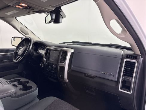 Used 2019 RAM 1500 Big Horn image 13