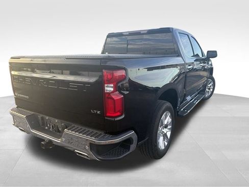 Used 2019 Chevrolet Silverado 1500 LTZ AWD/4WD image 30