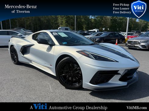 Used 2023 Chevrolet Corvette Stingray Premium Cpe w/ Z51 Performance Package image 1
