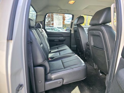 Used 2012 GMC Sierra 1500 SLE w/ Max Trailering Pack image 18