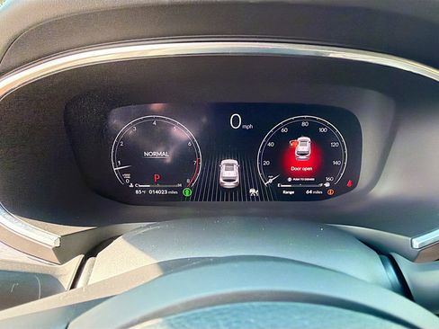 Used 2023 Acura MDX SH-AWD w/ Advance Package image 38