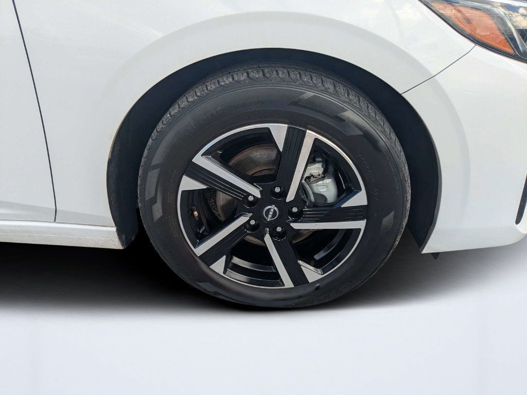 Used 2024 Nissan Sentra SV FWD image 14