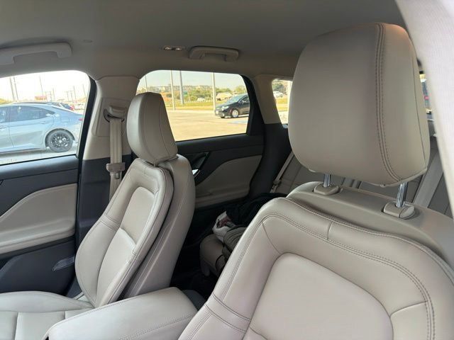 Used 2024 Lincoln Corsair FWD image 9