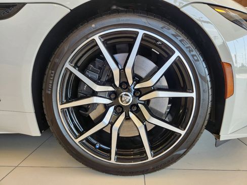 New 2024 Jaguar F-TYPE R image 5