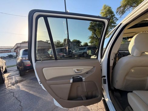 Used 2011 Volvo XC90 3.2 AWD/4WD image 14