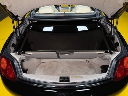 Used 2004 Lexus SC 430 Convertible image 14