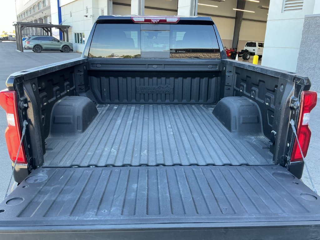 Certified 2023 Chevrolet Silverado 1500 High Country w/ High Country Premium Package AWD/4WD image 29