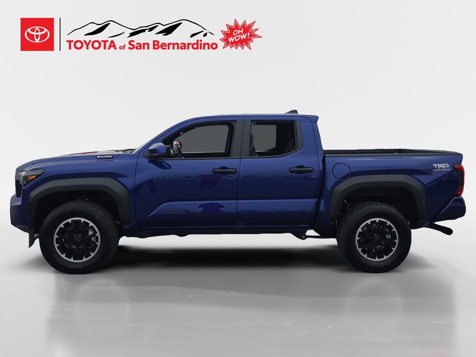 Certified 2025 Toyota Tacoma TRD Off-Road AWD/4WD image 2