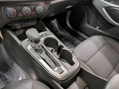 Used 2024 Chevrolet Trax LS w/ LS Convenience Package image 13