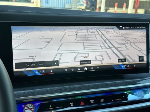 Used 2025 BMW 740i RWD image 19