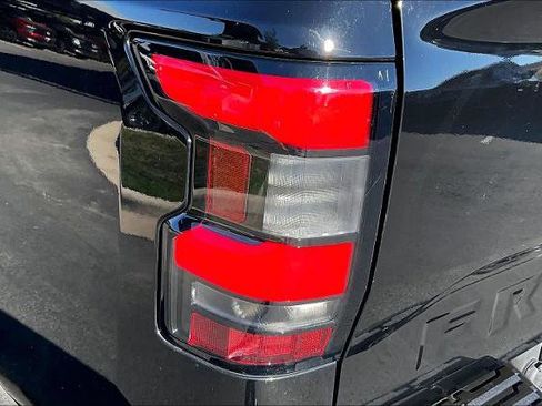 Certified 2023 Nissan Frontier SV w/ Technology Package image 28