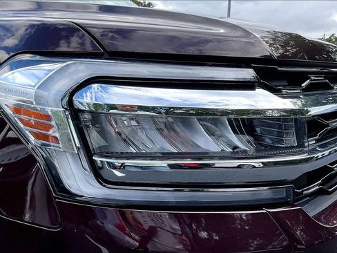 Used 2024 Ford Expedition Limited AWD/4WD image 29