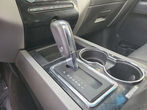 Used 2012 Ford Expedition Limited image 35