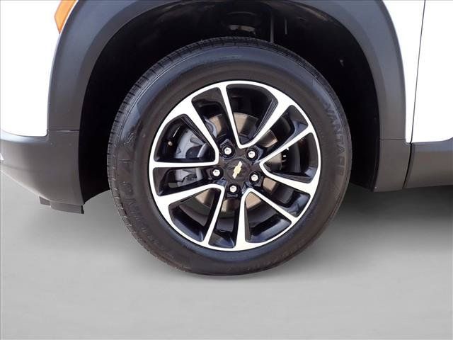 Used 2025 Chevrolet TrailBlazer LT FWD image 7