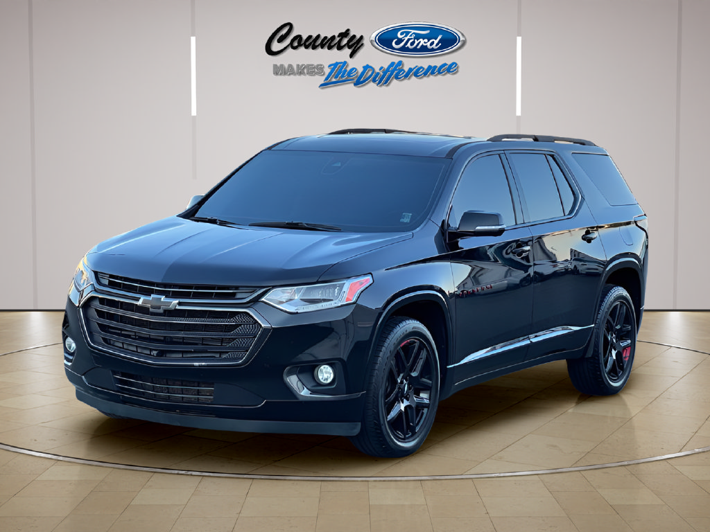 Used 2020 Chevrolet Traverse Premier w/ Redline Edition FWD image 2