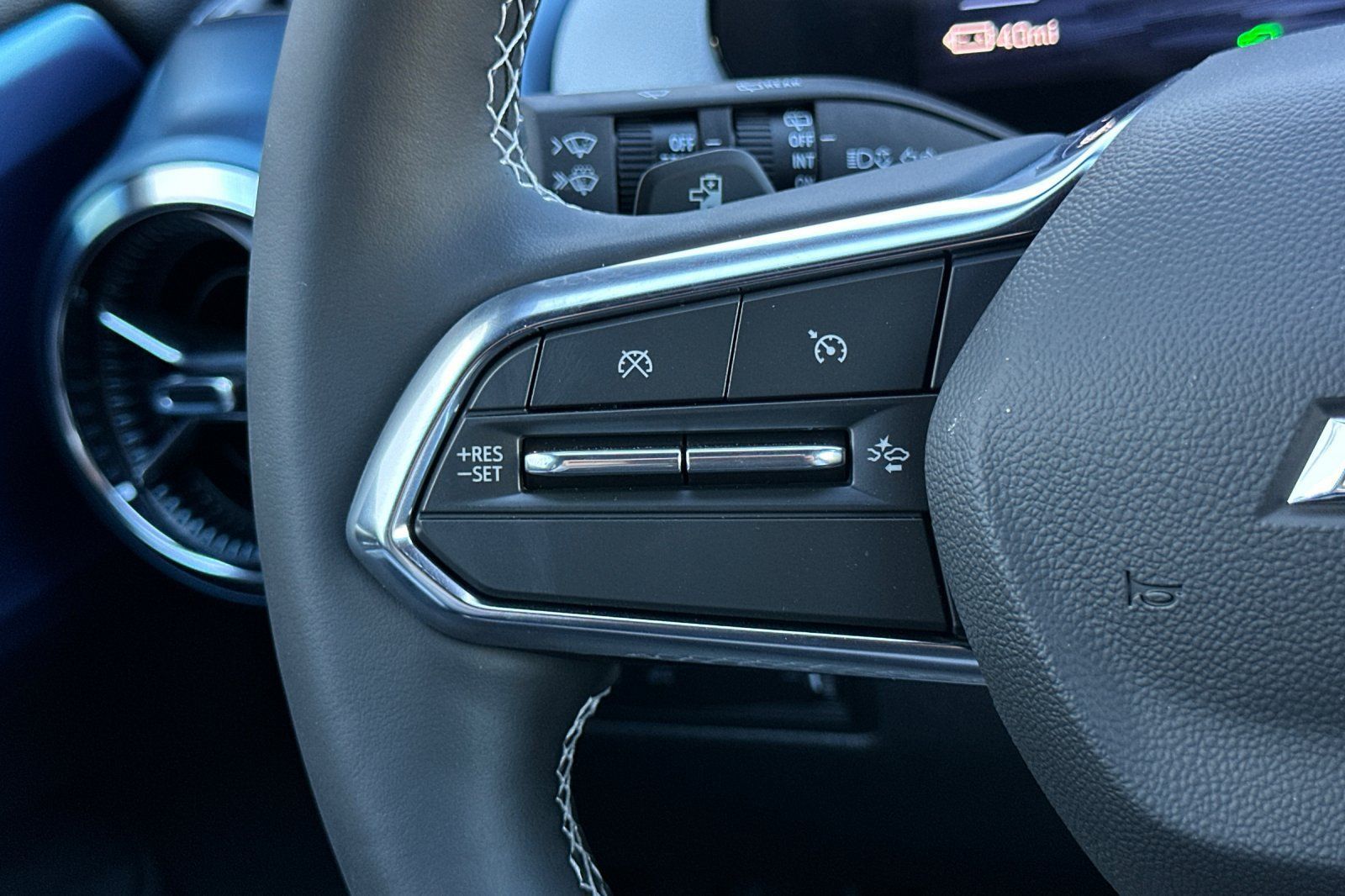 New 2026 Chevrolet Equinox EV LT FWD image 27