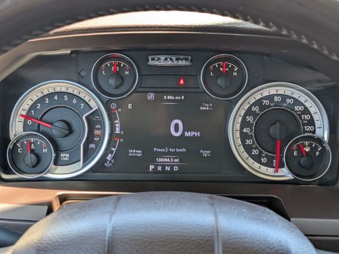 Used 2017 RAM 1500 Laramie AWD/4WD image 15