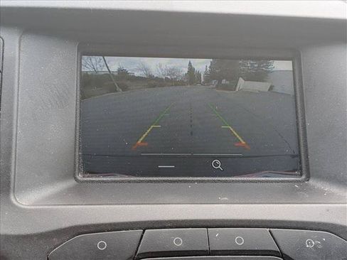 Used 2017 Ford Edge SE FWD image 15