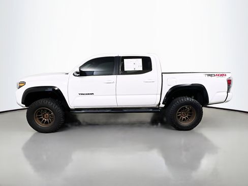 Used 2023 Toyota Tacoma TRD Sport w/ TRD Premium Sport Package image 8