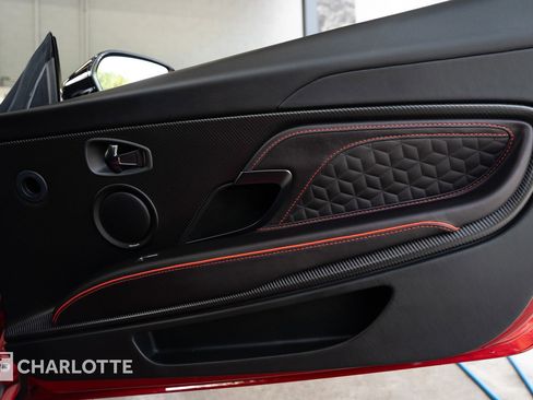 Used 2021 Aston Martin DBS Superleggera RWD image 33
