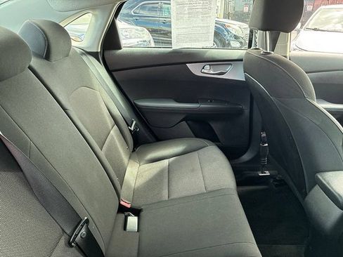 Used 2024 Kia Forte LXS FWD image 21