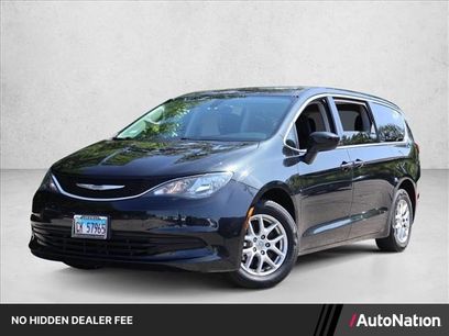 Used 2017 Chrysler Pacifica LX