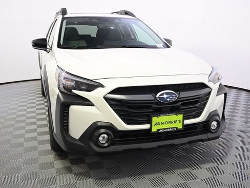 Certified 2025 Subaru Outback Premium w/ Popular Package #1A AWD/4WD image 9