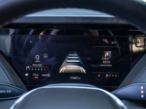 Used 2025 GMC Yukon XL Denali image 14