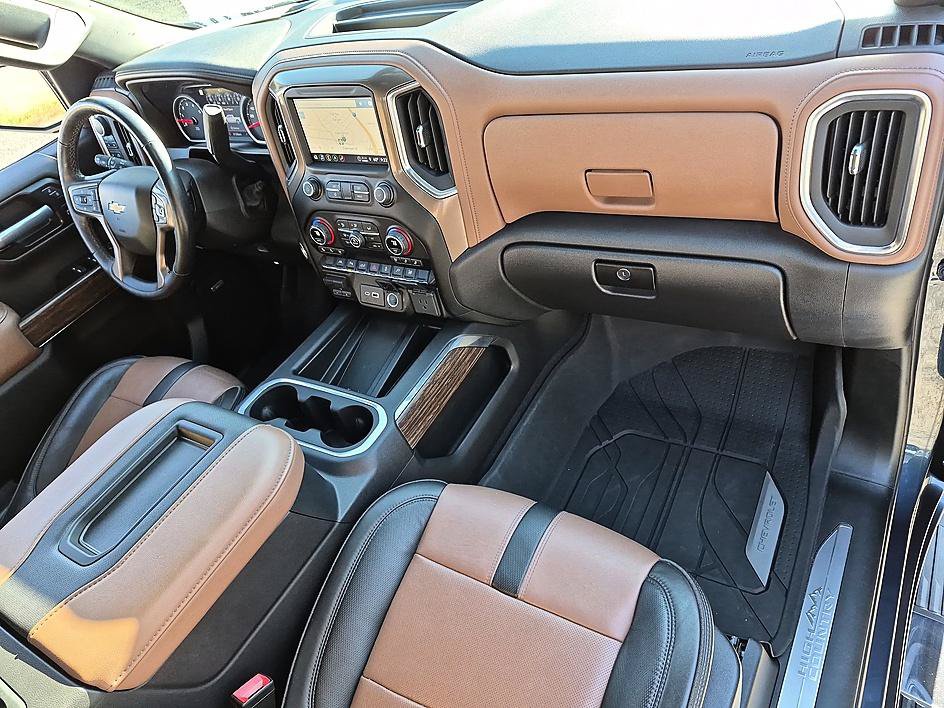 Used 2022 Chevrolet Silverado 1500 High Country AWD/4WD image 37