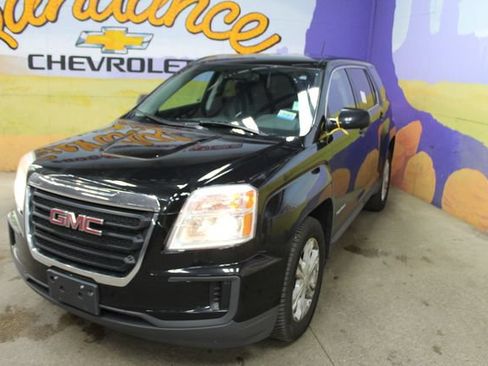 Used 2017 GMC Terrain SLE AWD/4WD image 4
