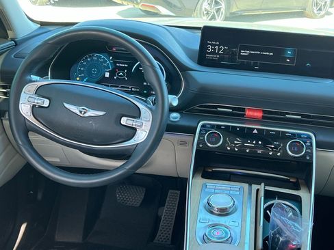 Used 2023 Genesis GV80 2.5T w/ Prestige 20" Package image 21