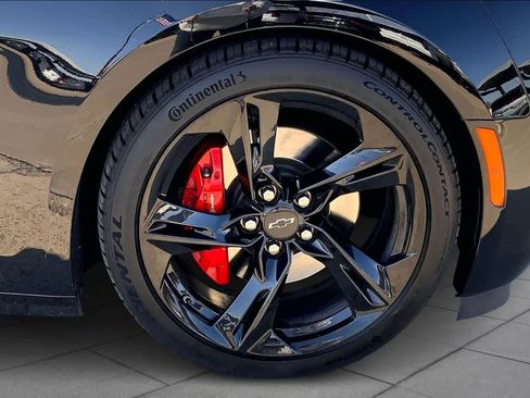 Used 2023 Chevrolet Camaro SS image 9