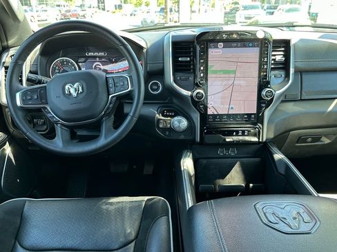 Used 2025 RAM 1500 Laramie AWD/4WD image 17