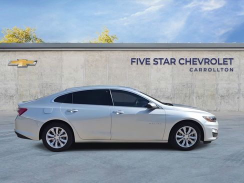 Used 2022 Chevrolet Malibu LT FWD image 9