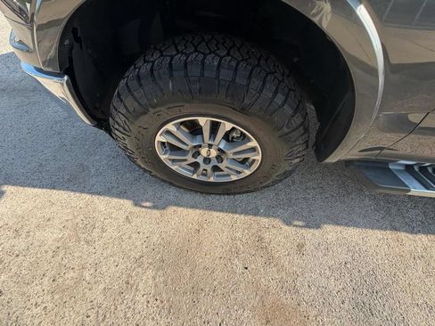 Used 2020 Ford F150 Lariat w/ FX4 Off-Road Package AWD/4WD image 9