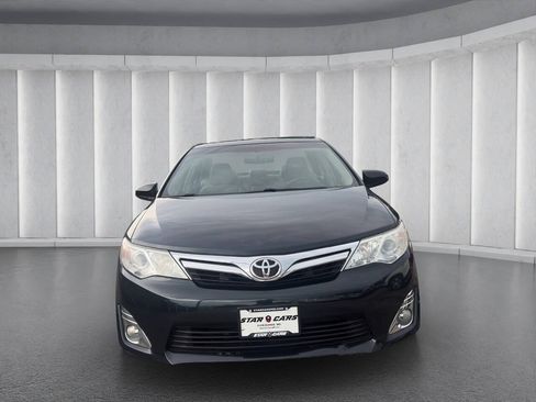 Used 2013 Toyota Camry XLE FWD image 8