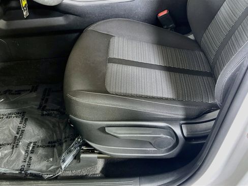 Used 2023 Kia Sorento LX FWD image 18