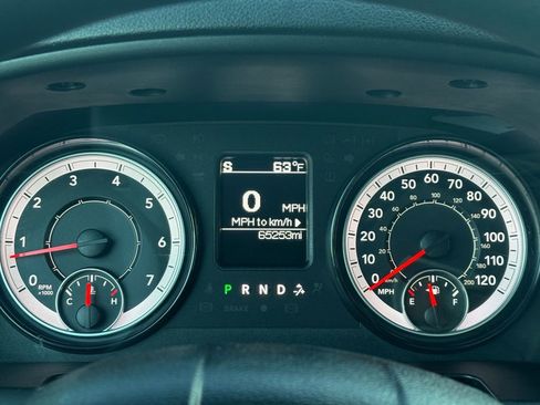 Used 2024 RAM 1500 Classic SLT image 10