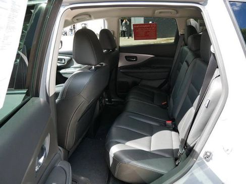 Certified 2024 Nissan Murano SV w/ SV Midnight Edition Package AWD/4WD image 9